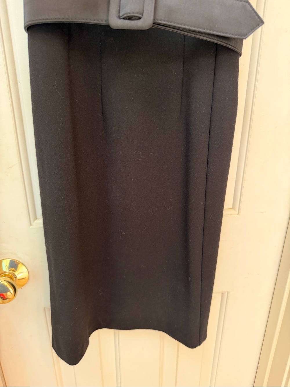 White House Black Market Black V-Neck Sleeveless Midi Dress with Wide Belt, Sz 6 - Picture 7 of 12